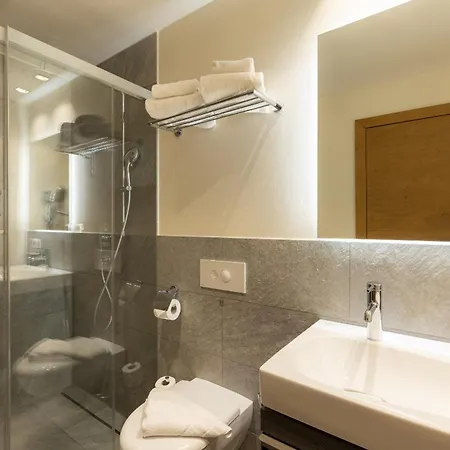 Berg&golf By Alps Apartment *